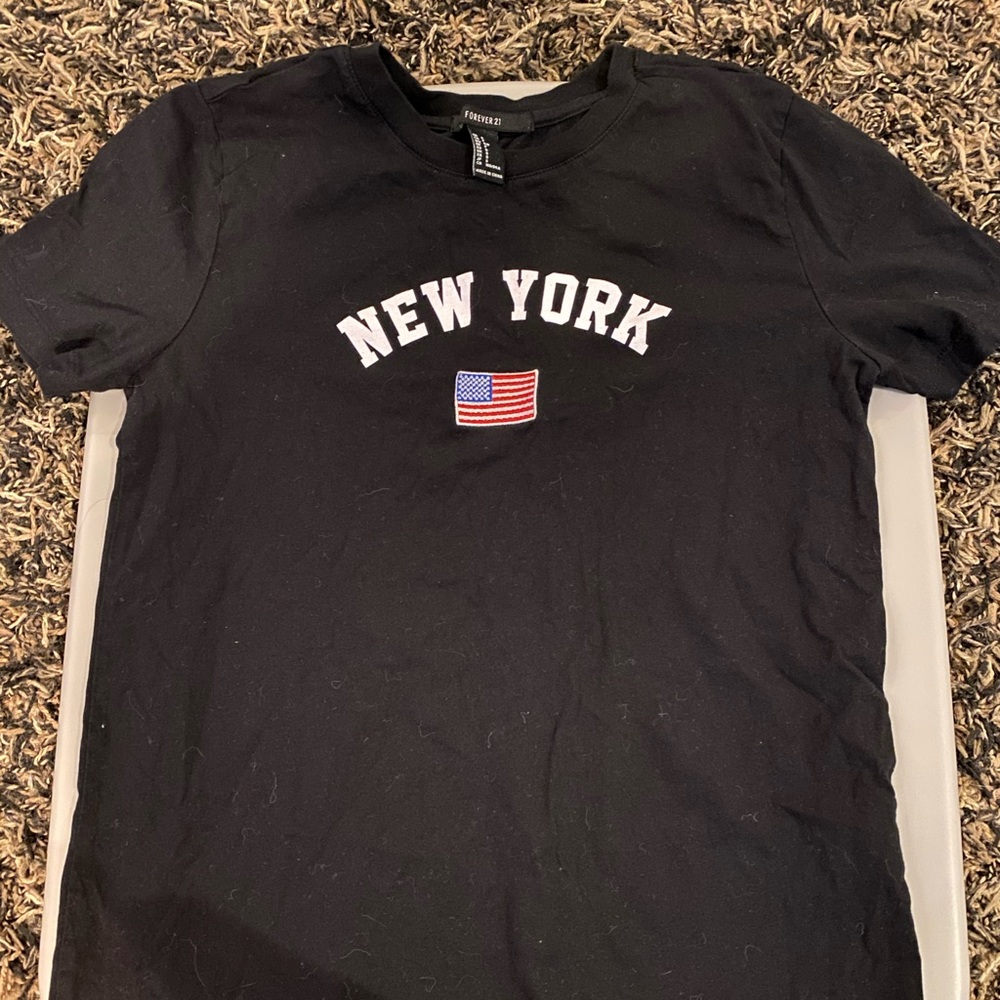 Forever 21 New York T-Shirt with embroidered flag